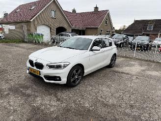 Unfallwagen BMW 1-serie 118i 2018/8