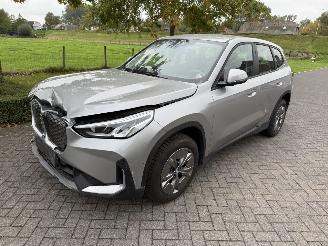 krockskadad bil auto BMW iX1 67 kWh XDRIVE 30 Automaat 2024/3