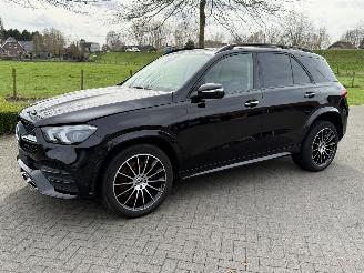 Schadeauto Mercedes GLE 300 d 4MATIC / AMG-Line / Panorama / Leer 2020/12
