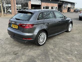 Audi A3 Sportback 1.4 e-tron / S-Line / Automaat picture 3