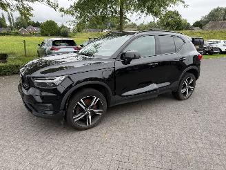 Voiture accidenté Volvo XC40 1.5 T4 RECHARGE GEARTRONIC R-DESIGN 2021/3