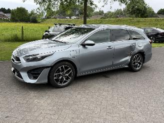 Voiture accidenté Kia Ceed Plug-in Hybride / Leer / Automaat 2023/7