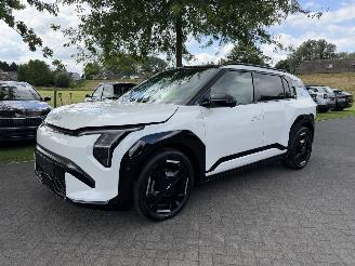 Schadeauto Kia EV3 GT-line / 81.4 Kwh / Long Range / Premium Pack / 150 KW 2025/6