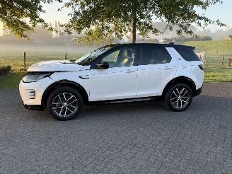 Schadeauto Land Rover Discovery Sport P270E AWD Plug-in Hybrid 2024/9