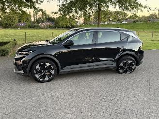 skadebil auto Renault Scenic E-tech EV60 comfort range evolution 2024/8