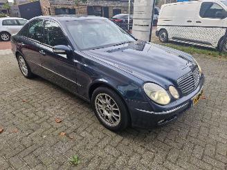 Mercedes E-klasse E 220 CDI ELEGANCE picture 2