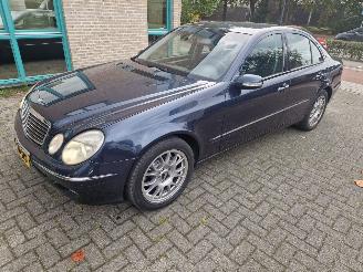 Mercedes E-klasse E 220 CDI ELEGANCE picture 3