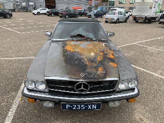 Damaged car Mercedes SL 450 SL 1979/2