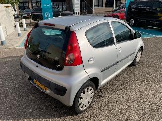 Peugeot 107 1.0 12V XS picture 5