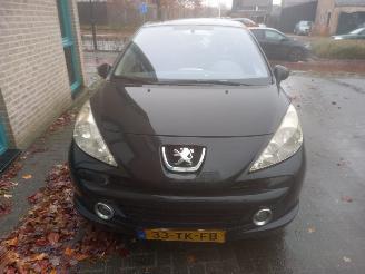 krockskadad bil auto Peugeot 207 1.6 16V XS 2006/3