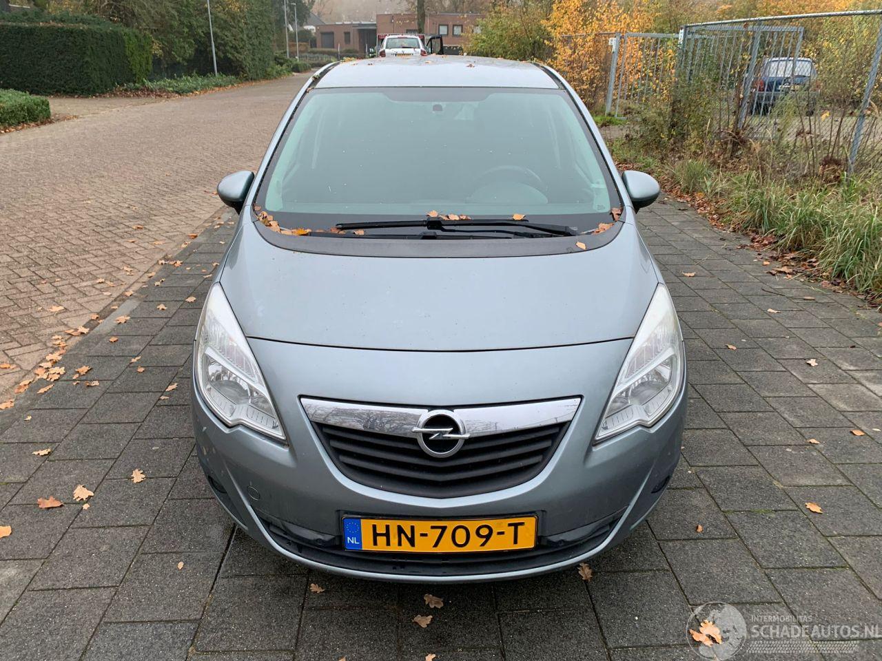 Opel Meriva 1.4 cosmo