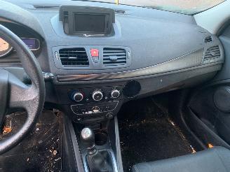 Renault Mégane 1.6 EXPRESSION picture 11