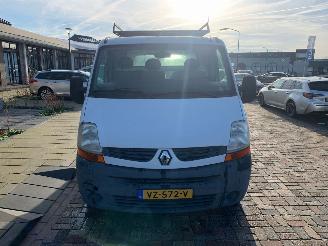 skadebil bedrijf Renault Master T28 2.5 DCI 2010/5