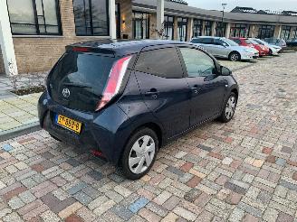 Toyota Aygo 1.0 vvt-i x nav picture 6