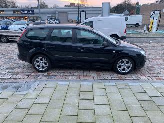 Ford Focus 1.6 16v picture 7