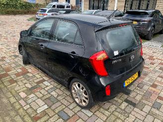 Kia Picanto  picture 5