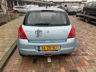 Suzuki Swift  picture 4