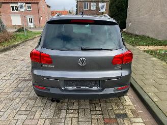 Volkswagen Tiguan 2.0 tdi picture 4