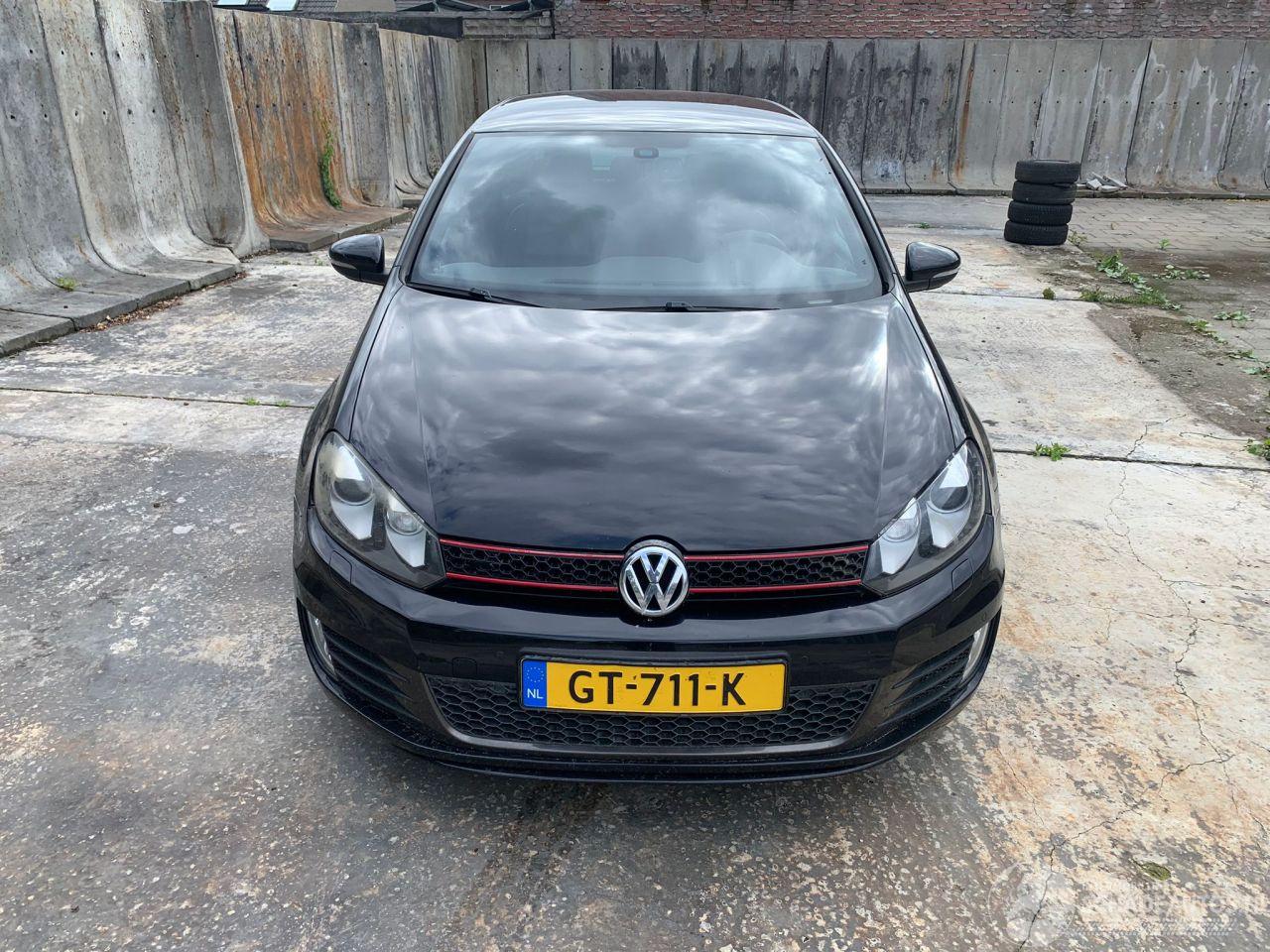 Volkswagen Golf 2.0 GTI