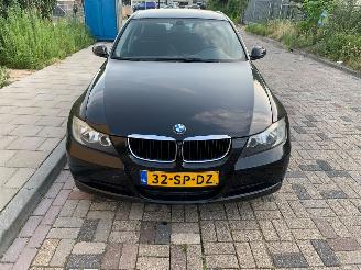 Unfallwagen BMW 3-serie 318i 2006/3