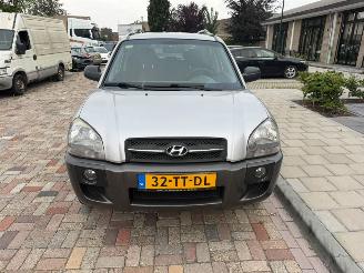 Schadeauto Hyundai Tucson 2.0i ACTIVE 2007/1