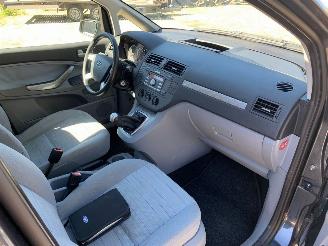 Ford C-Max 1.6 16V TREND picture 14