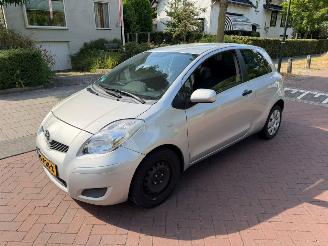 Toyota Yaris 1.3 VVTi picture 2