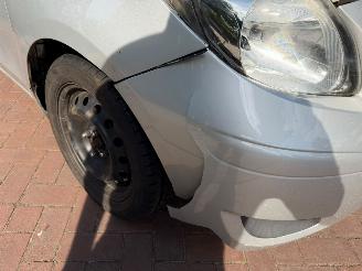Toyota Yaris 1.3 VVTi picture 9