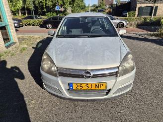 Schadeauto Opel Astra 1.6 EDITION 2006/1
