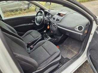 Renault Clio 1.2 collection picture 11