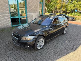 BMW 3-serie 330i X DRIVE picture 3
