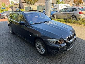BMW 3-serie 330i X DRIVE picture 2