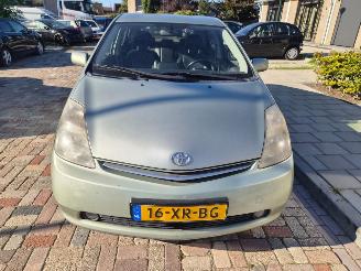 Vaurioauto  passenger cars Toyota Prius 1.5 VVT-i  TECH EDITION 2007/9