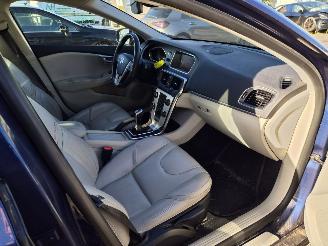 Volvo V-40 2.0 D2 OCEAN RACE picture 15
