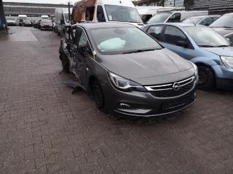 demontáž osobní automobily Opel Astra Astra K, Hatchback 5-drs, 2015 / 2022 1.0 Turbo 12V 2017
