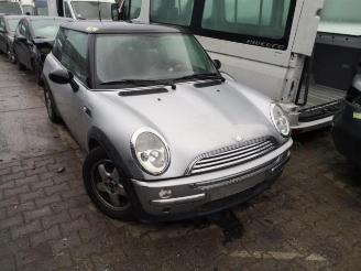 Auto da rottamare Mini Mini Mini One/Cooper (R50), Hatchback, 2001 / 2007 1.6 16V Cooper 2003/6