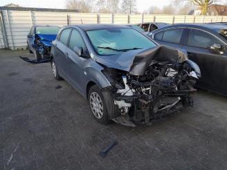 demontáž osobní automobily Hyundai I-30 i30 (GDHB5), Hatchback, 2011 1.4 16V 2014