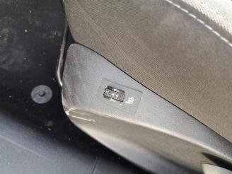 Peugeot 208 208 I (CA/CC/CK/CL), Hatchback, 2012 / 2019 1.2 Vti 12V PureTech 82 picture 11