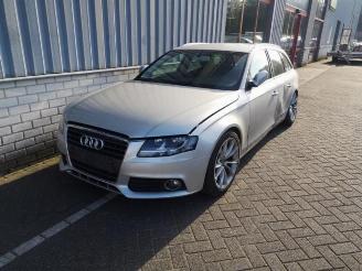Coche siniestrado Audi A4 A4 Avant (B8), Combi, 2007 / 2015 2.0 TDI 16V 2011