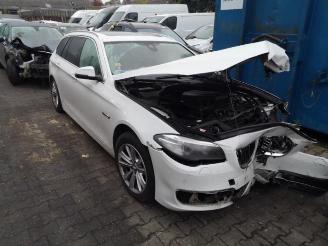 Coche siniestrado BMW 5-serie 5 serie Touring (F11), Combi, 2009 / 2017 520d 16V 2015