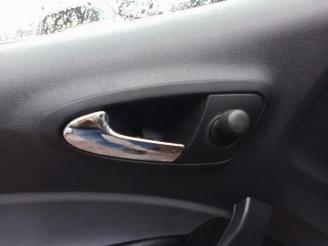 Seat Ibiza Ibiza IV (6J5), Hatchback 5-drs, 2008 / 2017 1.4 16V picture 7