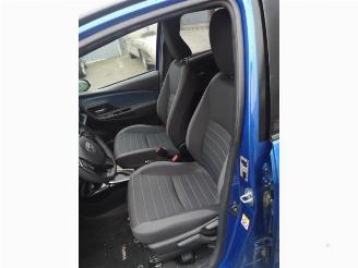 Toyota Yaris Yaris III (P13), Hatchback, 2010 / 2020 1.5 16V Hybrid picture 13