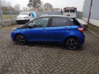 Toyota Yaris Yaris III (P13), Hatchback, 2010 / 2020 1.5 16V Hybrid picture 5