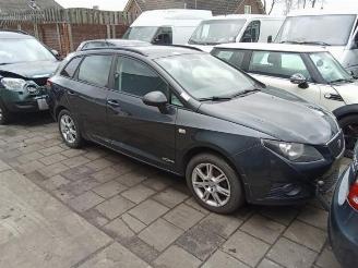 Vrakbiler auto Seat Ibiza Ibiza ST (6J8), Combi, 2010 / 2016 1.2 TDI Ecomotive 2011/6