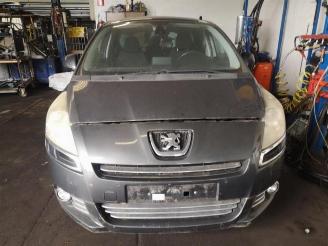 Vrakbiler auto Peugeot 5008 5008 I (0A/0E), MPV, 2009 / 2017 1.6 THP 16V 2009/4