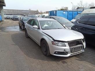 Coche siniestrado Audi A4 A4 Avant (B8), Combi, 2007 / 2015 2.0 TDI 16V 2011