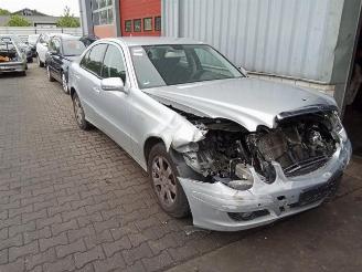 Salvage car Mercedes E-klasse E (W211), Sedan, 2002 / 2008 2.2 E-220 CDI 16V 2006