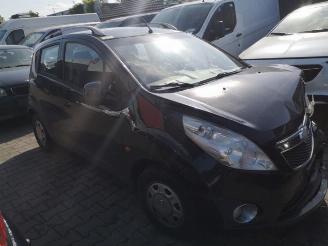 Salvage car Chevrolet Spark Spark (M300), Hatchback, 2010 1.0 16V Bifuel 2011/9