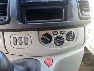 Renault Trafic Trafic New (JL), Bus, 2001 / 2015 1.9 dCi 100 16V picture 19