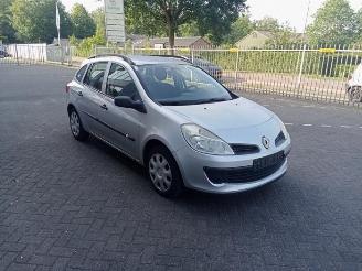Uttjänta bilar auto Renault Clio Clio III Estate/Grandtour (KR), Combi, 2007 / 2014 1.2 16V 75 2008/10